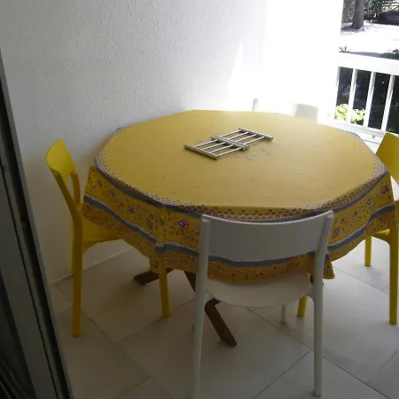 Apartment Michel Pin Rolland *