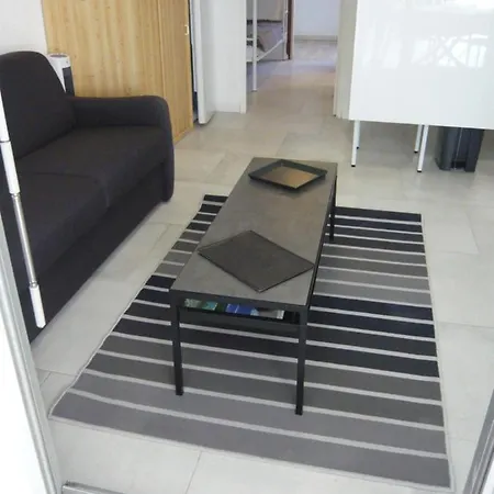 Apartment Michel Pin Rolland *